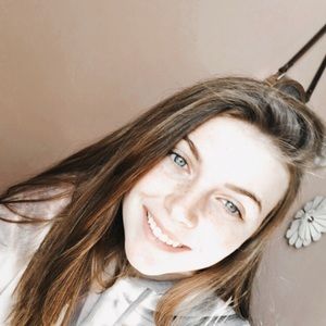 Meet your Posher, Dottie